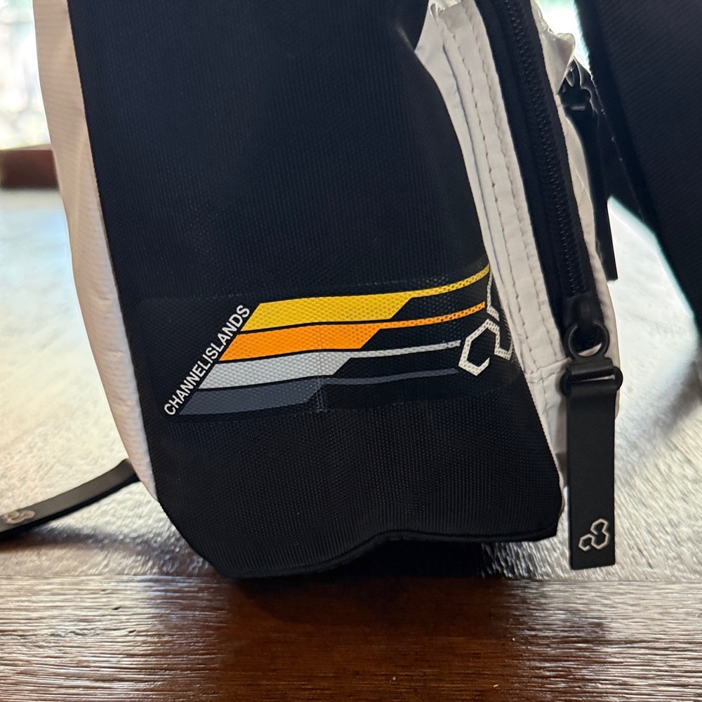 Channel Islands Surfboards Laptop Bag - Picture 10 of 13